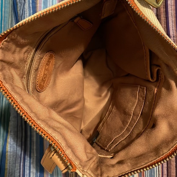 Vintage fossil canvas crossbody with suede trim - Picture 5 of 6